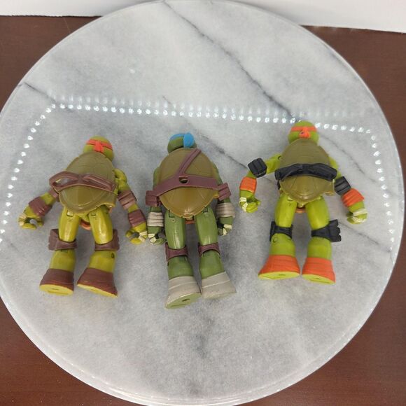 Teenage Mutant Ninja Turtles Action Figures Lot Leonardo Raphael Michelangelo 4" - Picture 7 of 11